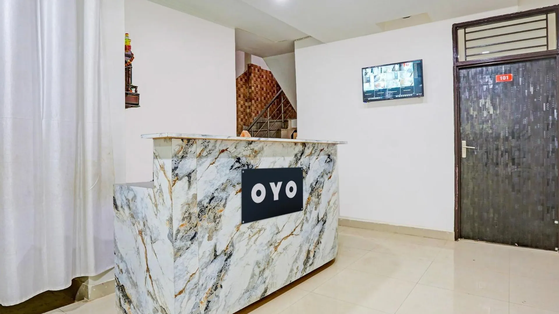 Hotel O M B Residency Delhi