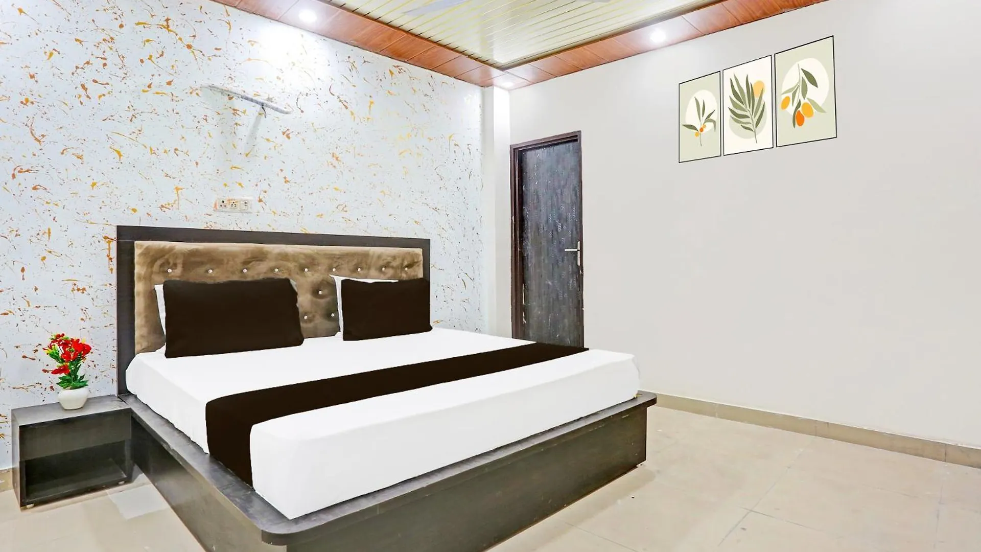 Hotel O M B Residency Delhi  0*, Delhi (National Capital Territory of India) India